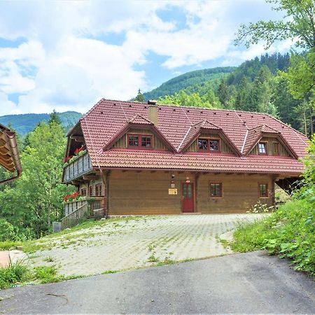 Apartments Petek Gornji Grad Екстериор снимка