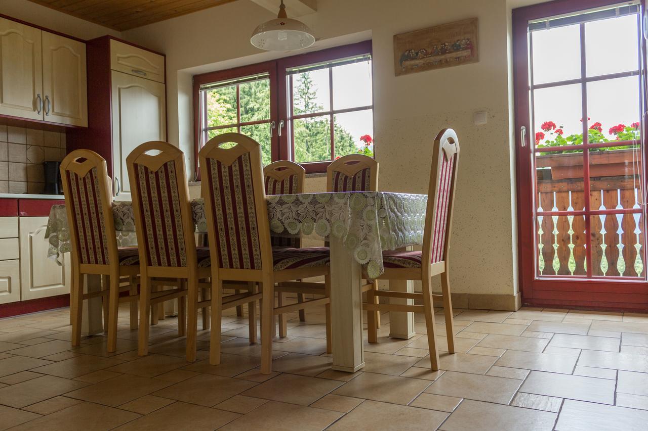 Apartments Petek Gornji Grad Екстериор снимка