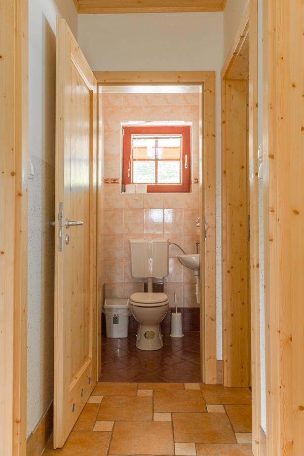 Apartments Petek Gornji Grad Екстериор снимка